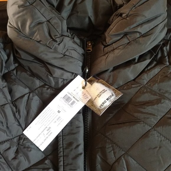Vero Moda Yatsy Jacket (FIXED PRICE) - Picture 13 of 16